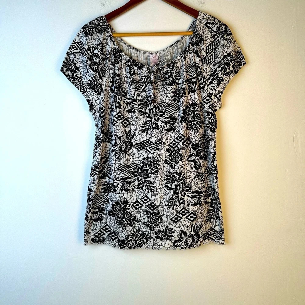 Graphic Peasant Top